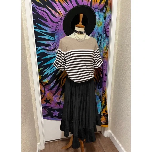 🌈 Lovely striped color block top - Picture 10 of 11